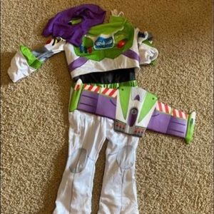 Boys buzz light year costume- size 6